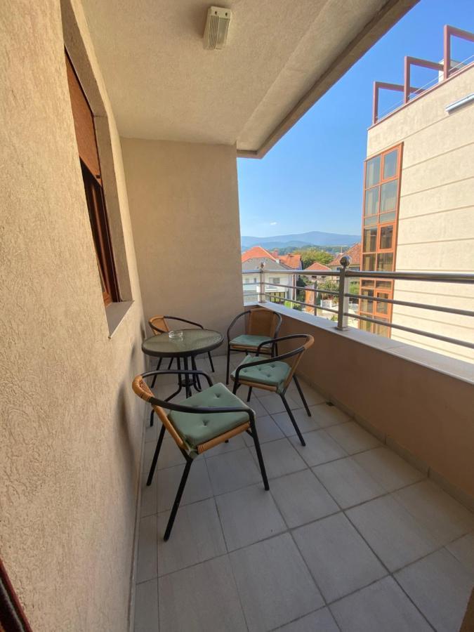 Apartman Bozur วรินรัชกา บานยา ภายนอก รูปภาพ